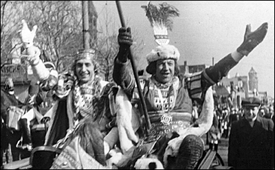 Prinz und Bauer auf dem Rosenmontagszug Köln 1949